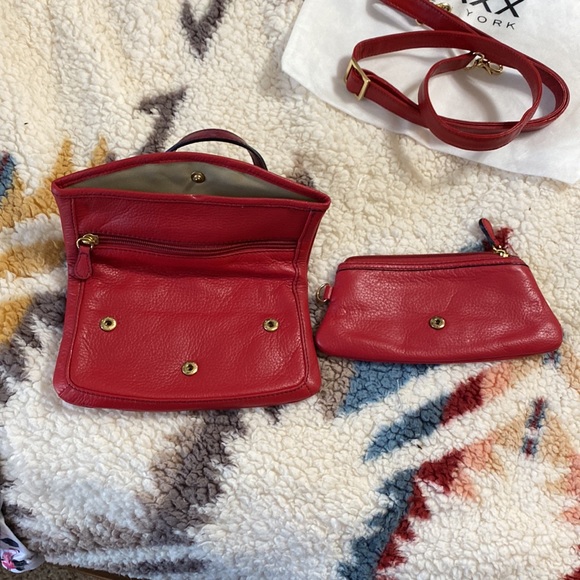Max New York mini red leather clutch/cosmetic bag/crossbody bag - Picture 5 of 9